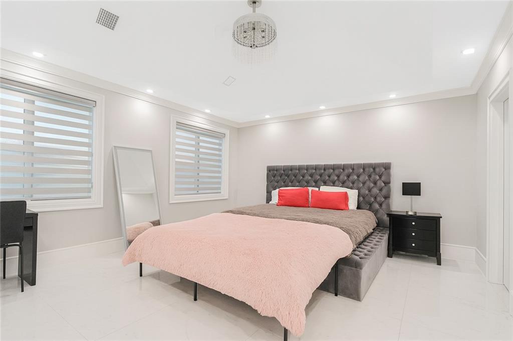 Staten Island, New York, 10304, United States, 4 Bedrooms Bedrooms, ,4 BathroomsBathrooms,Residential,Active,1968381