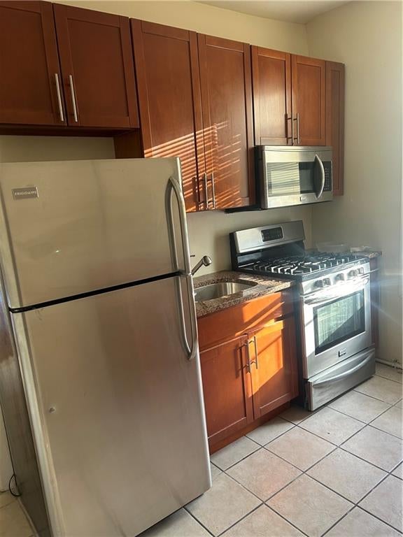 Brooklyn, New York, 11223, United States, ,Residential,Active,1994966