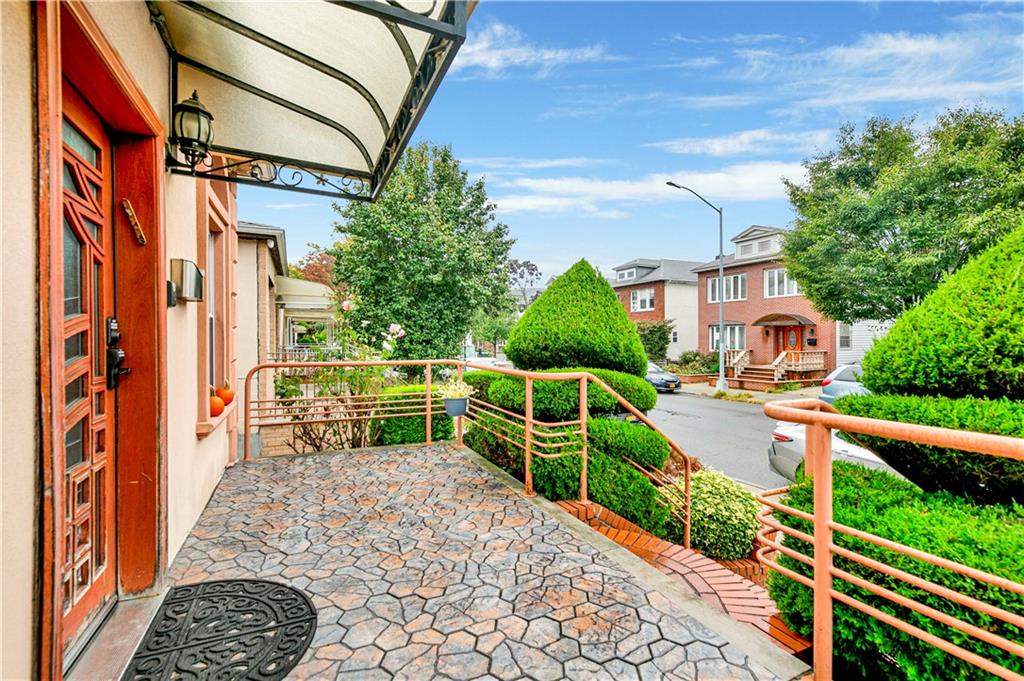 Brooklyn, New York, 11214, United States, ,Residential,Pending,1702499