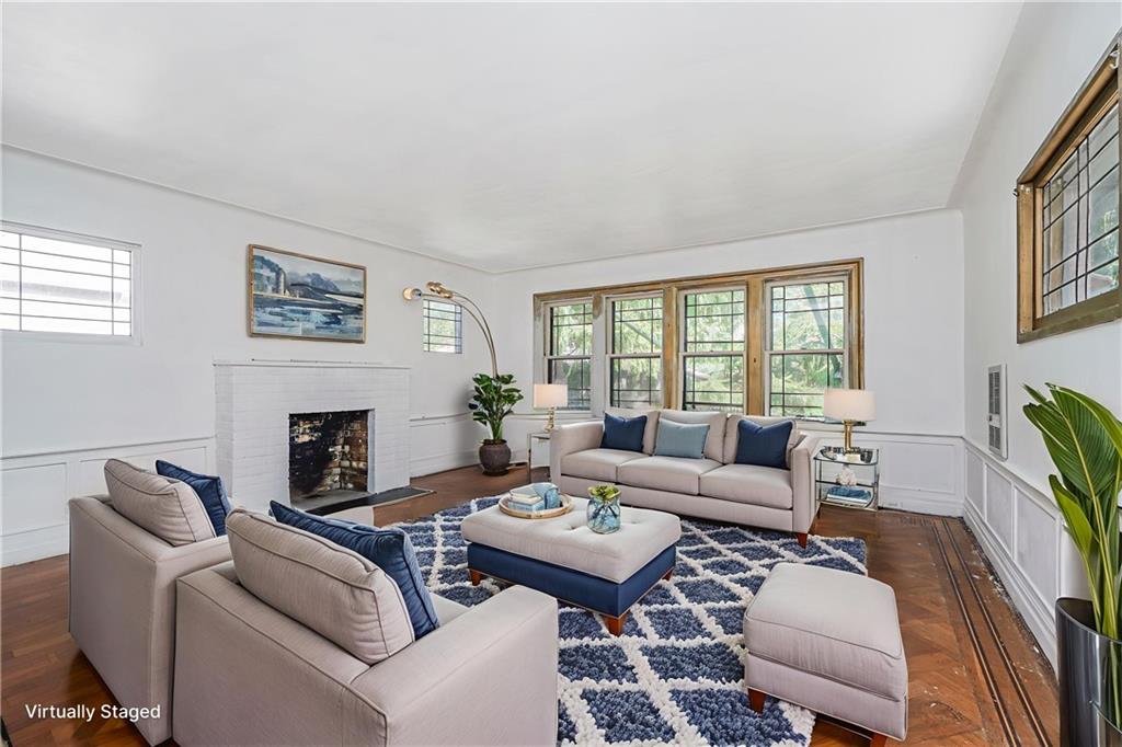 Brooklyn, New York, 11210, United States, 3 Bedrooms Bedrooms, ,2 BathroomsBathrooms,Residential,Active,1922277