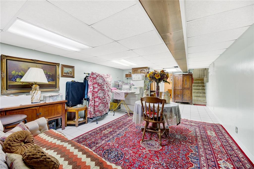 Brooklyn, New York, 11209, United States, ,2 BathroomsBathrooms,Residential,Active,1704152