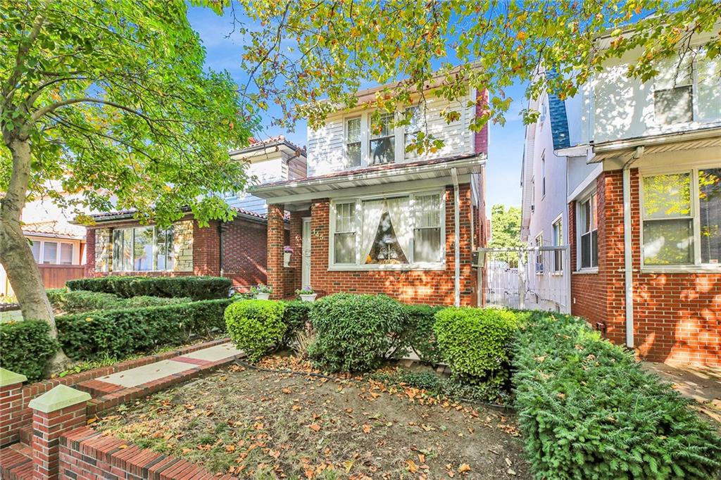 Brooklyn, New York, 11209, United States, ,2 BathroomsBathrooms,Residential,Active,1704152