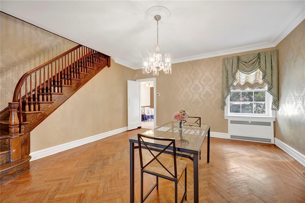 Brooklyn, New York, 11209, United States, 4 Bedrooms Bedrooms, ,4 BathroomsBathrooms,Residential,Active,1945085