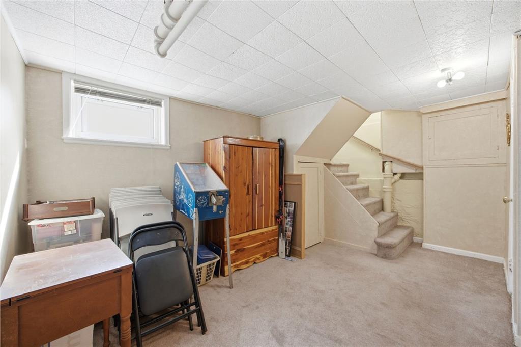Brooklyn, New York, 11209, United States, 3 Bedrooms Bedrooms, ,2 BathroomsBathrooms,Residential,Active,2043123