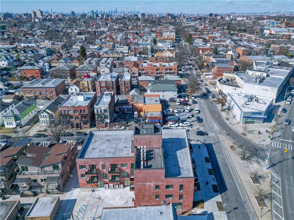 Flushing, New York, 11358, United States, ,Commercial,Active,1945081