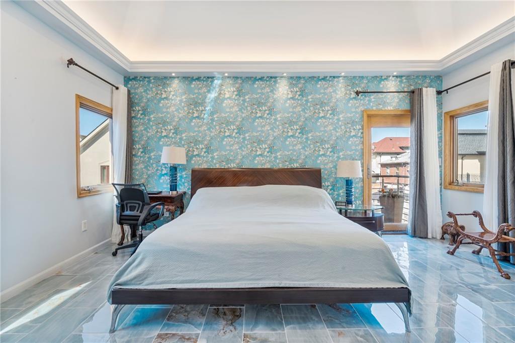 Brooklyn, New York, 11235, United States, 3 Bedrooms Bedrooms, ,3 BathroomsBathrooms,Residential,Active,2043829