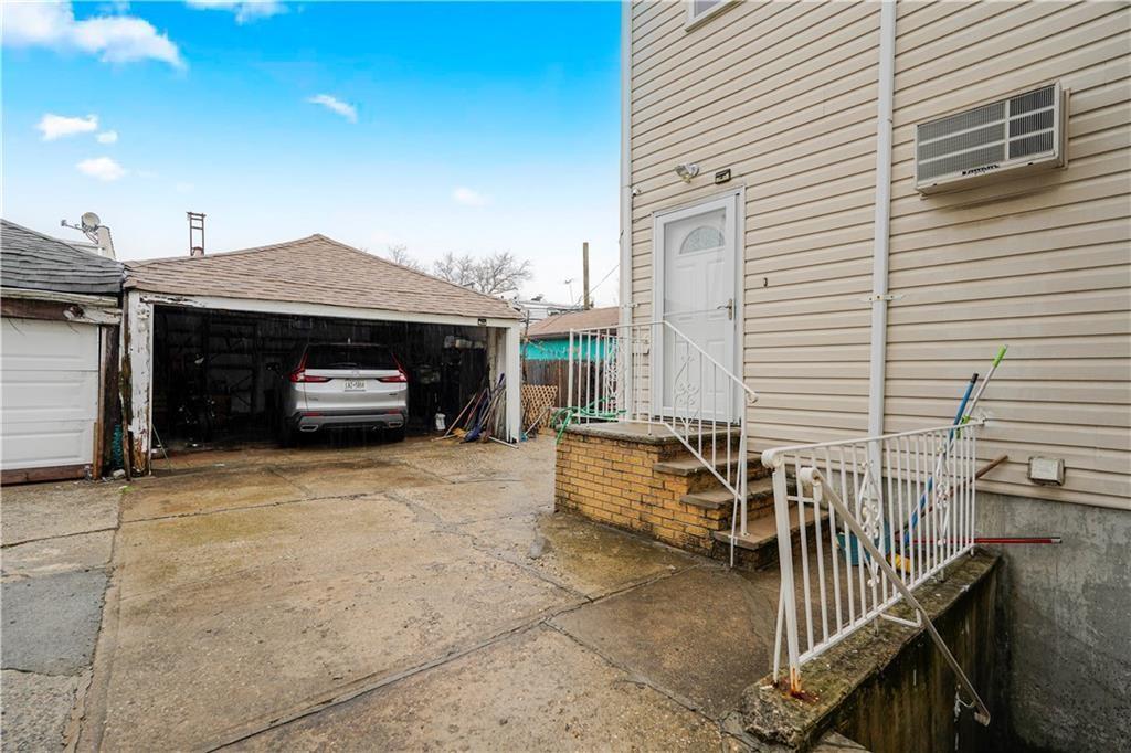 Brooklyn, New York, 11228, United States, 4 Bedrooms Bedrooms, ,3 BathroomsBathrooms,Residential,Active,1894180