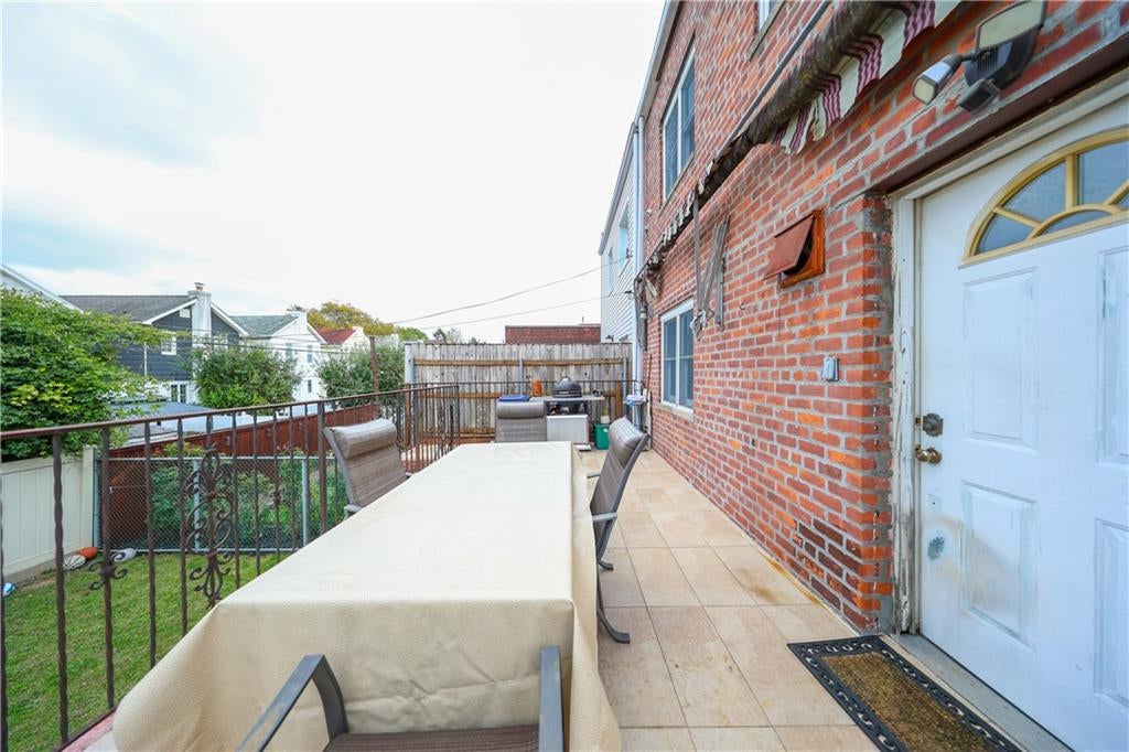 Brooklyn, New York, 11229, United States, 5 Bedrooms Bedrooms, ,3 BathroomsBathrooms,Residential,Active,1968110