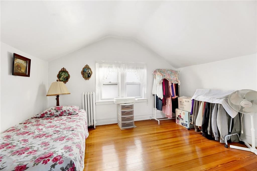 Brooklyn, New York, 11209, United States, ,2 BathroomsBathrooms,Residential,Active,1704152
