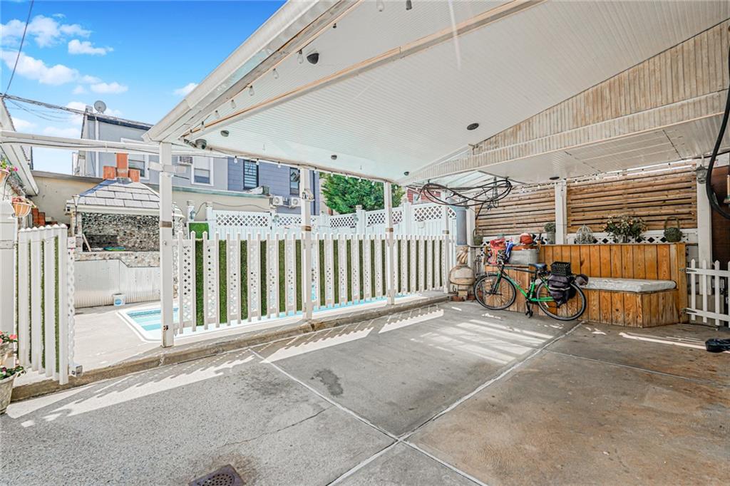 Brooklyn, New York, 11209, United States, 3 Bedrooms Bedrooms, ,2 BathroomsBathrooms,Residential,Active,1834476
