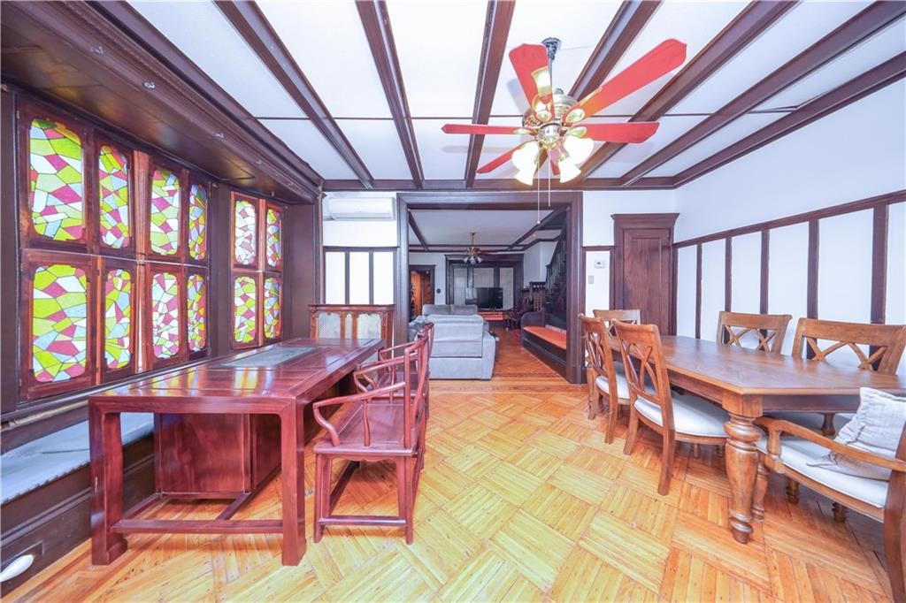 Brooklyn, New York, 11204, United States, ,5 BathroomsBathrooms,Residential,Active,1761601