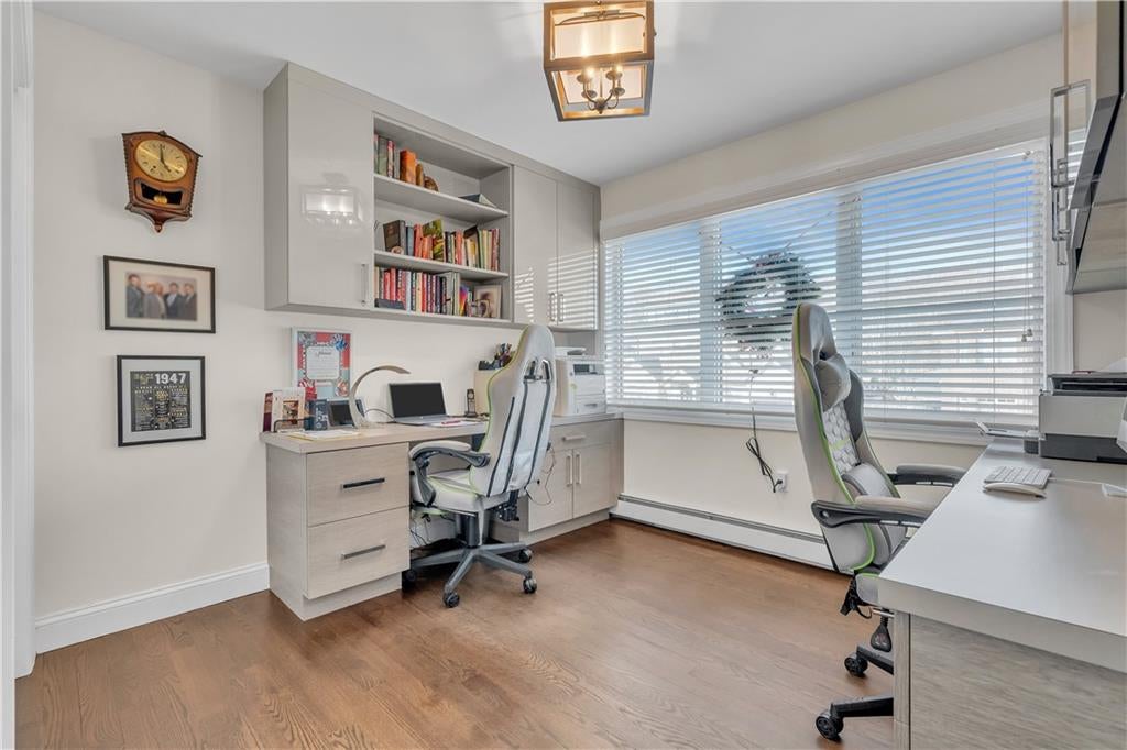 Staten Island, New York, 10307, United States, 4 Bedrooms Bedrooms, ,4 BathroomsBathrooms,Residential,Active,2009406