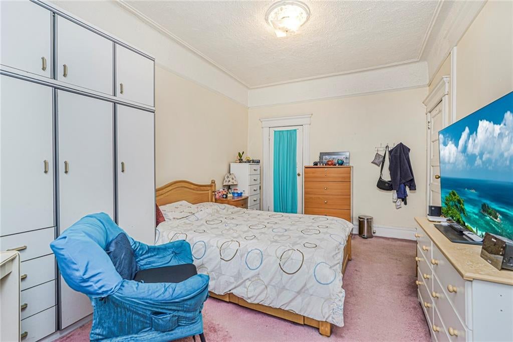 Brooklyn, New York, 11219, United States, 4 Bedrooms Bedrooms, ,3 BathroomsBathrooms,Residential,Active,2009183