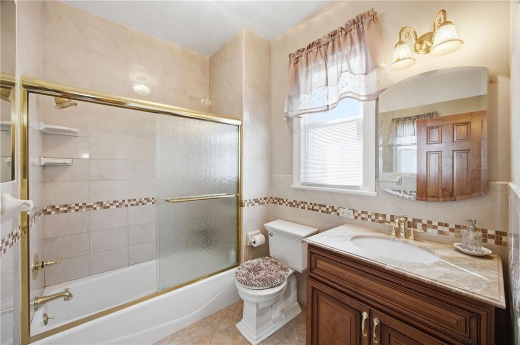 Brooklyn, New York, 11209, United States, 3 Bedrooms Bedrooms, ,2 BathroomsBathrooms,Residential,Active,2043123