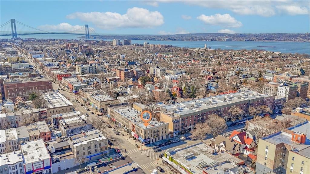 Brooklyn, New York, 11209, United States, ,Residential,Active,1747324