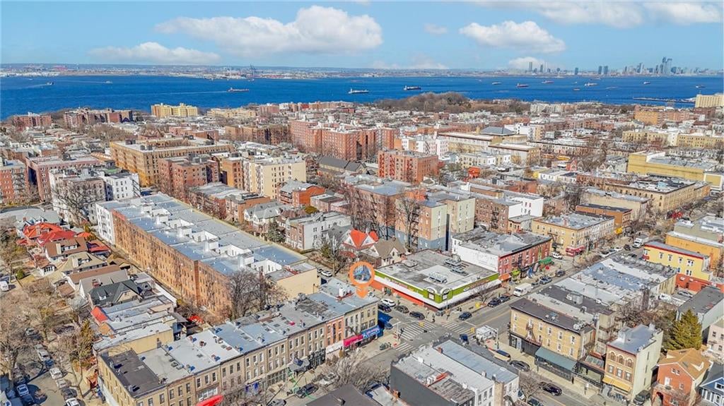 Brooklyn, New York, 11209, United States, ,Residential,Active,1747324