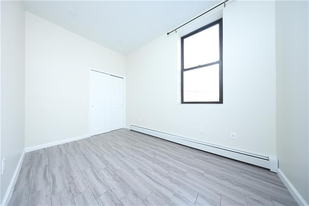 Brooklyn, New York, 11228, United States, ,Residential,Active,2015423