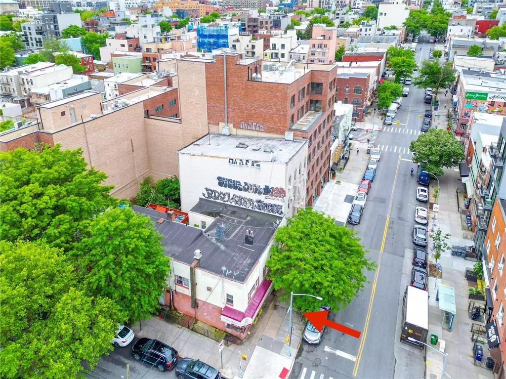 Brooklyn, New York, 11211, United States, ,Residential,Active,1841294