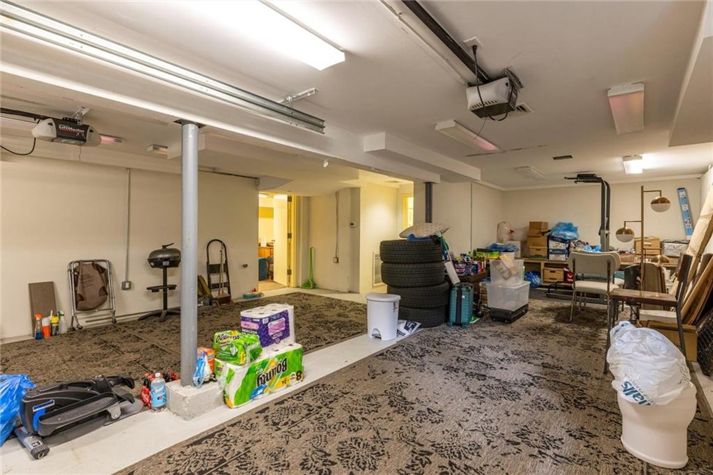 Brooklyn, New York, 11235, United States, 5 Bedrooms Bedrooms, ,5 BathroomsBathrooms,Residential,Active,1963250