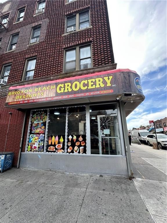 Brooklyn, New York, 11235, United States, ,Residential,Active,1970956