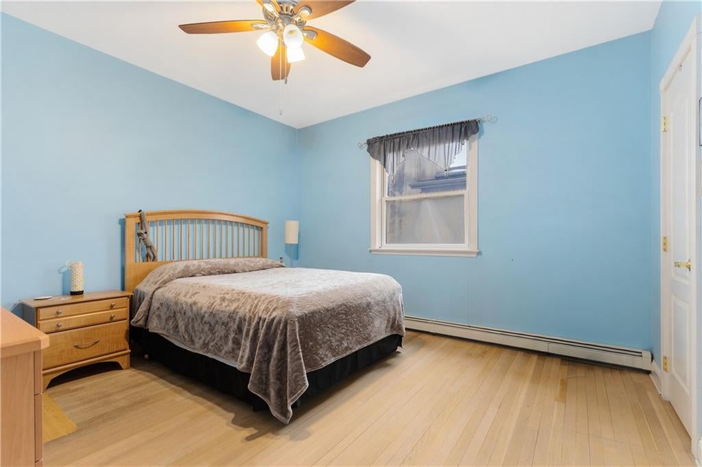 Staten Island, New York, 10304, United States, 4 Bedrooms Bedrooms, ,4 BathroomsBathrooms,Residential,Active,1997634