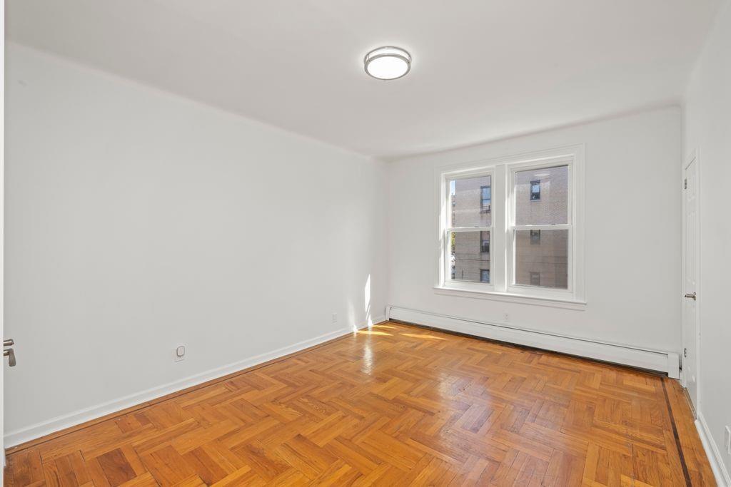 Brooklyn, New York, 11204, United States, ,Residential,Active,1954440