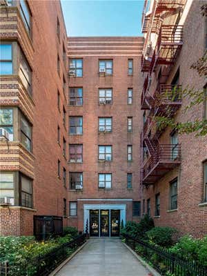 306 E MOSHOLU PKWY S APT 3K, BRONX, NY 10458, photo 1 of 9
