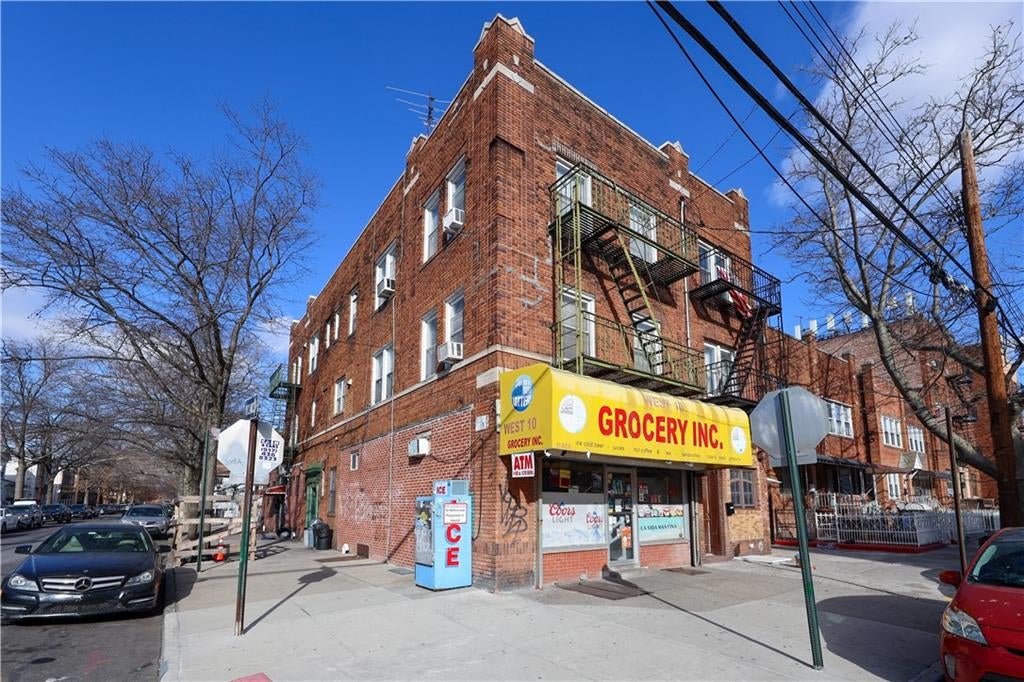 Brooklyn, New York, 11223, United States, ,Residential,Active,1876682