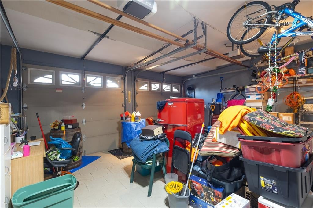 Staten Island, New York, 10304, United States, 4 Bedrooms Bedrooms, ,4 BathroomsBathrooms,Residential,Active,1997634