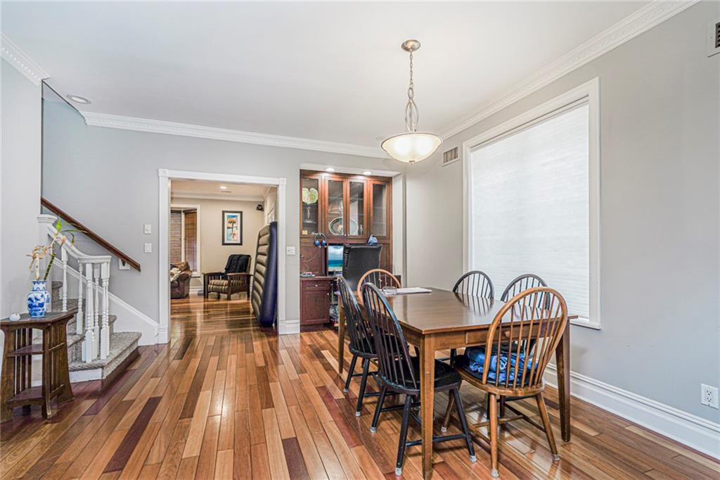 Brooklyn, New York, 11209, United States, 5 Bedrooms Bedrooms, ,4 BathroomsBathrooms,Residential,Active,1969641