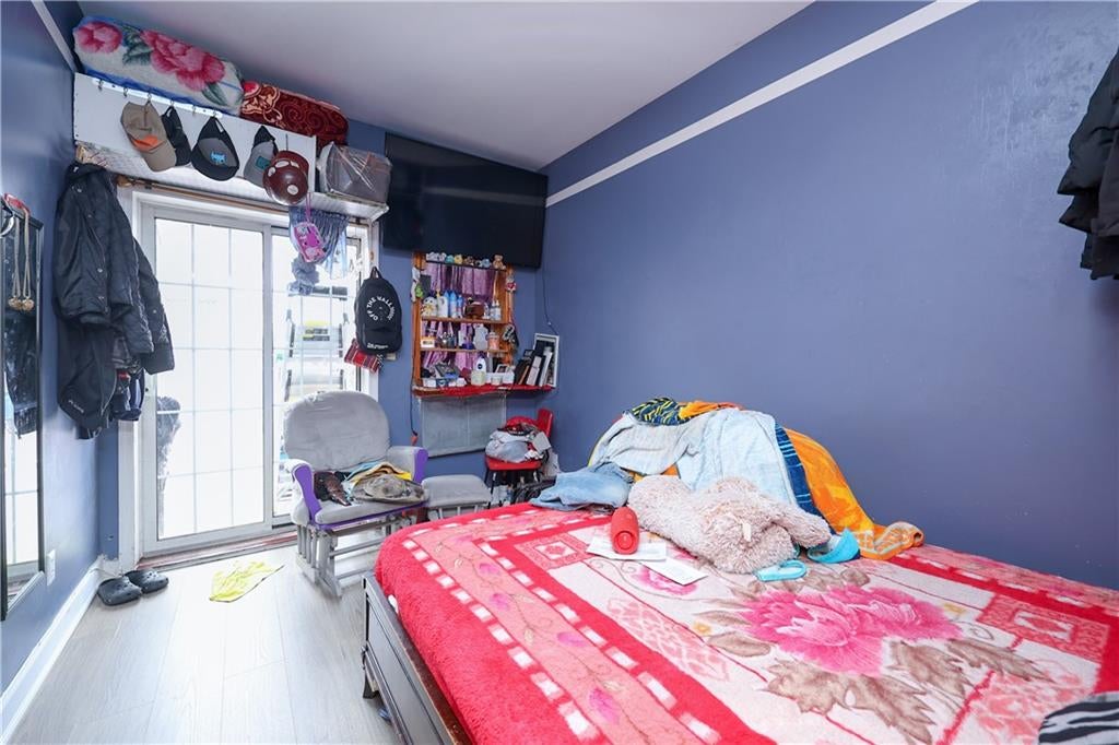 Brooklyn, New York, 11220, United States, ,Residential,Active,1899872