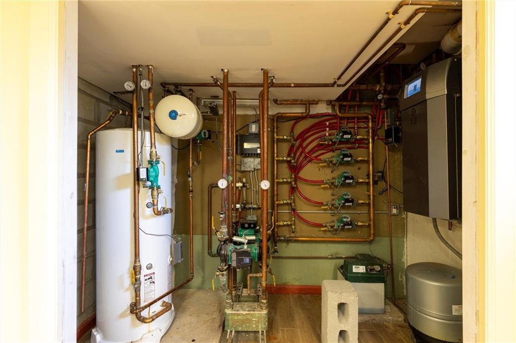 Brooklyn, New York, 11235, United States, 5 Bedrooms Bedrooms, ,5 BathroomsBathrooms,Residential,Active,1963250