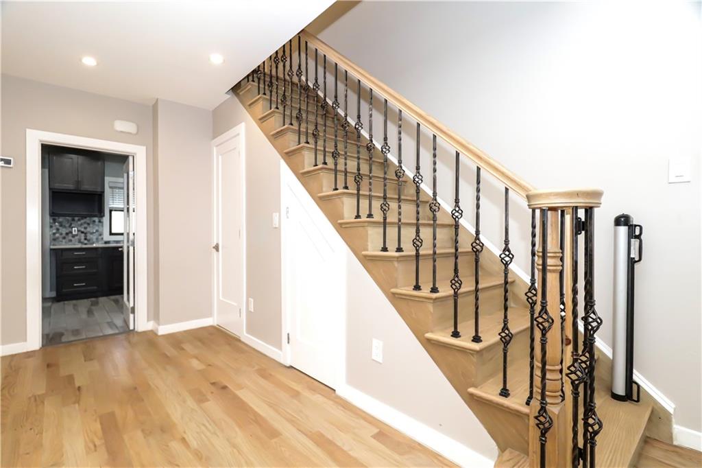 Brooklyn, New York, 11210, United States, 3 Bedrooms Bedrooms, ,3 BathroomsBathrooms,Residential,Active,1920267