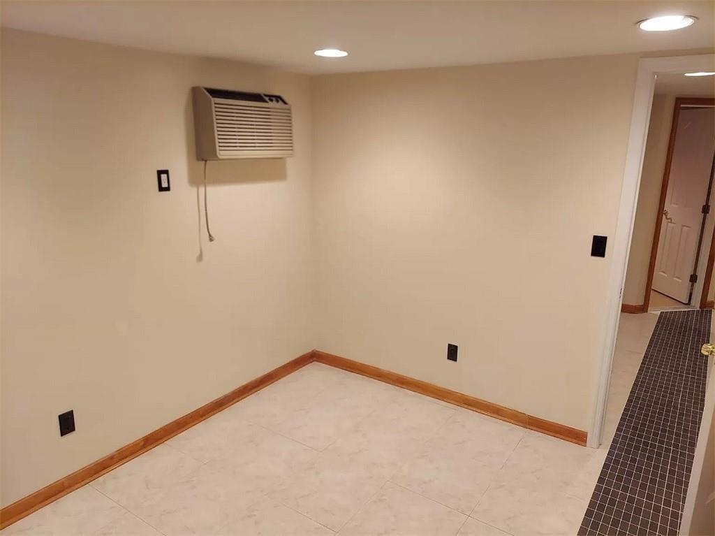 Brooklyn, New York, 11223, United States, 4 Bedrooms Bedrooms, ,3 BathroomsBathrooms,Residential,Active,2007349