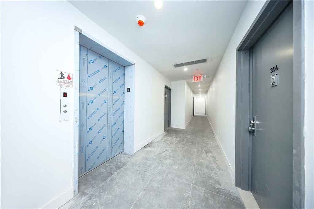 Flushing, New York, 11358, United States, ,Commercial,Active,1945081
