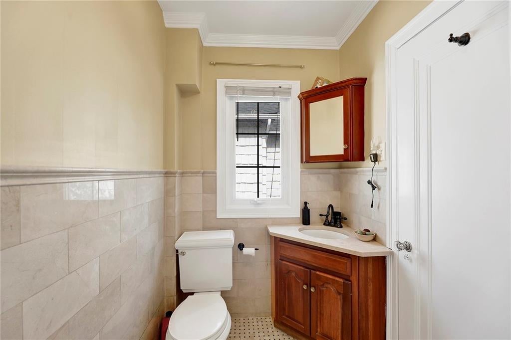 Brooklyn, New York, 11209, United States, 3 Bedrooms Bedrooms, ,4 BathroomsBathrooms,Residential,Active,1831775