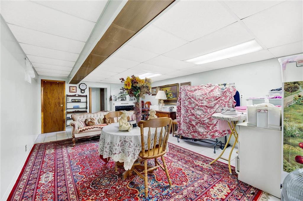 Brooklyn, New York, 11209, United States, ,2 BathroomsBathrooms,Residential,Active,1704152