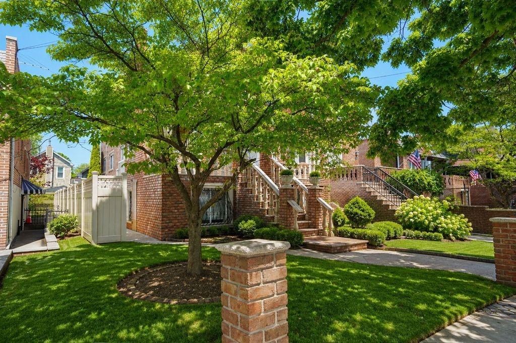 Brooklyn, New York, 11229, United States, 6 Bedrooms Bedrooms, ,4 BathroomsBathrooms,Residential,Active,2051996