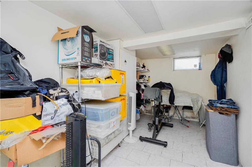 Brooklyn, New York, 11228, United States, 4 Bedrooms Bedrooms, ,3 BathroomsBathrooms,Residential,Active,1894180