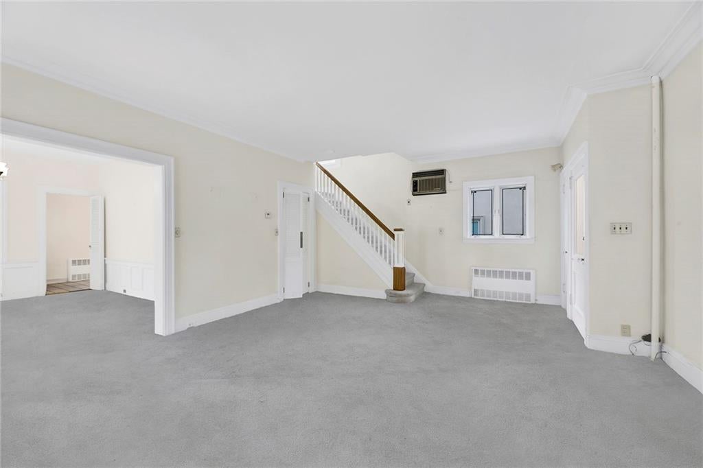 Brooklyn, New York, 11209, United States, 5 Bedrooms Bedrooms, ,3 BathroomsBathrooms,Residential,Pending,1832351
