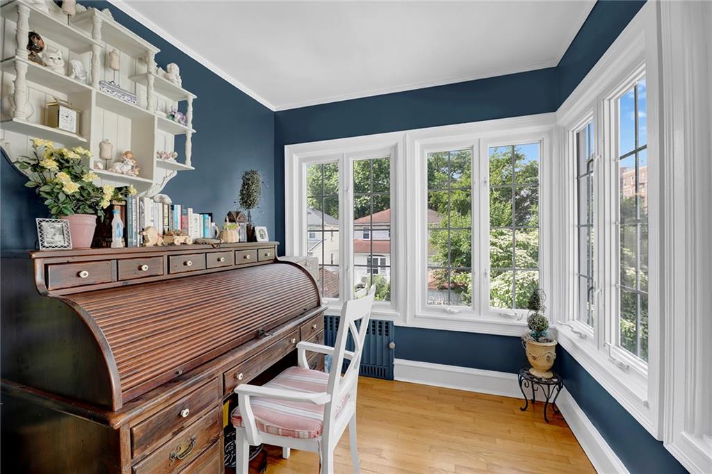 Brooklyn, New York, 11209, United States, 3 Bedrooms Bedrooms, ,4 BathroomsBathrooms,Residential,Active,1831775