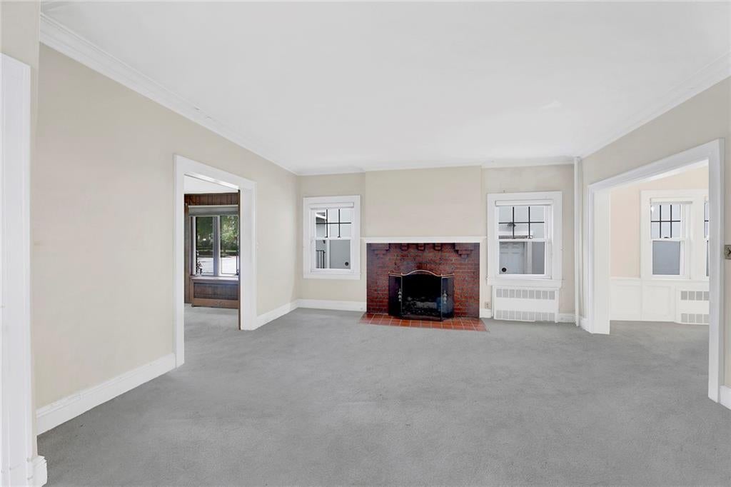 Brooklyn, New York, 11209, United States, 5 Bedrooms Bedrooms, ,3 BathroomsBathrooms,Residential,Pending,1832351