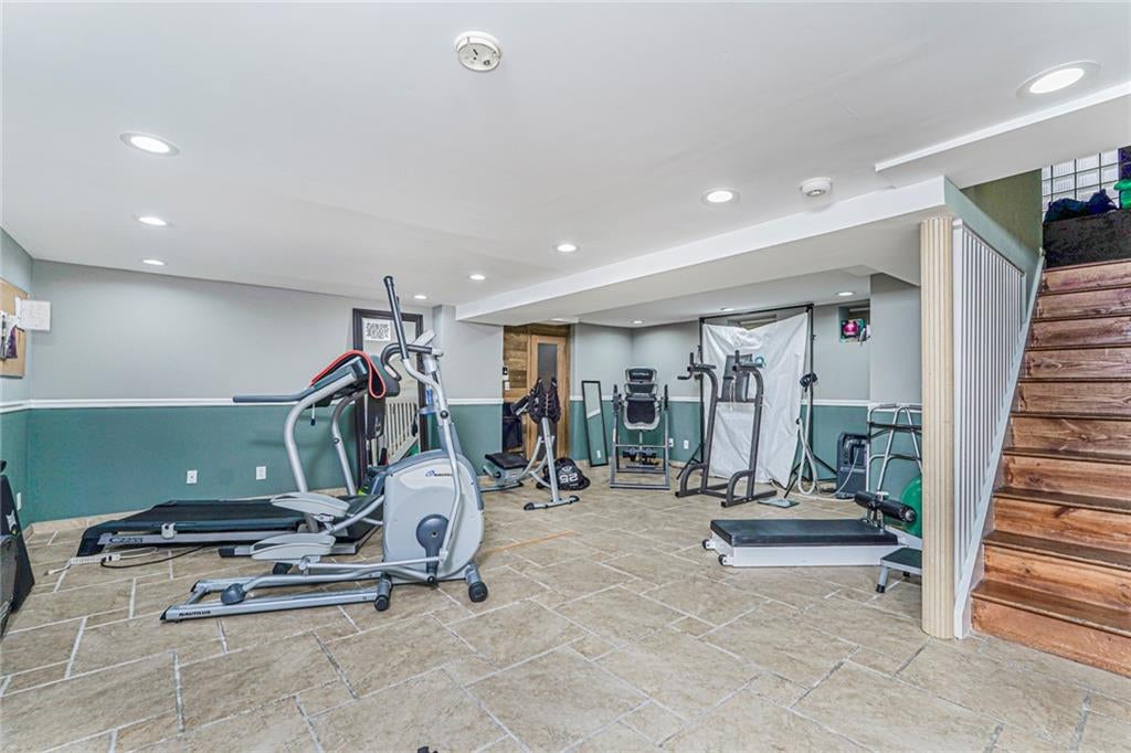 Brooklyn, New York, 11209, United States, 5 Bedrooms Bedrooms, ,4 BathroomsBathrooms,Residential,Active,1969641