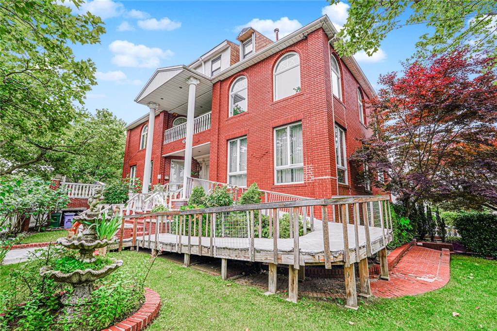 Brooklyn, New York, 11234, United States, 4 Bedrooms Bedrooms, ,7 BathroomsBathrooms,Residential,Active,1859380