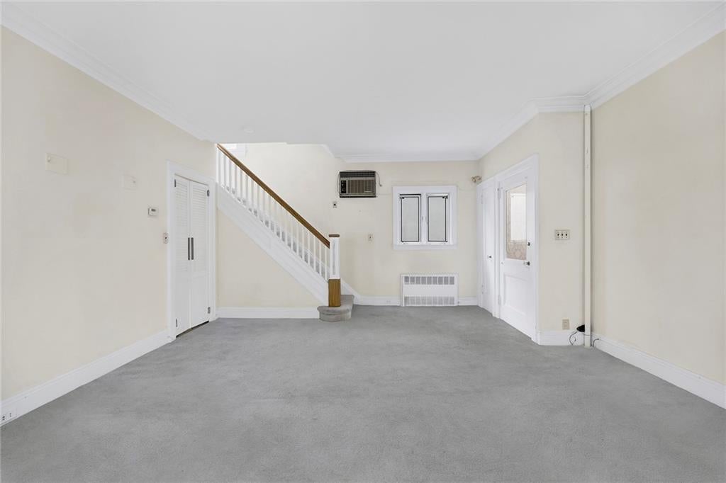 Brooklyn, New York, 11209, United States, 5 Bedrooms Bedrooms, ,3 BathroomsBathrooms,Residential,Pending,1832351