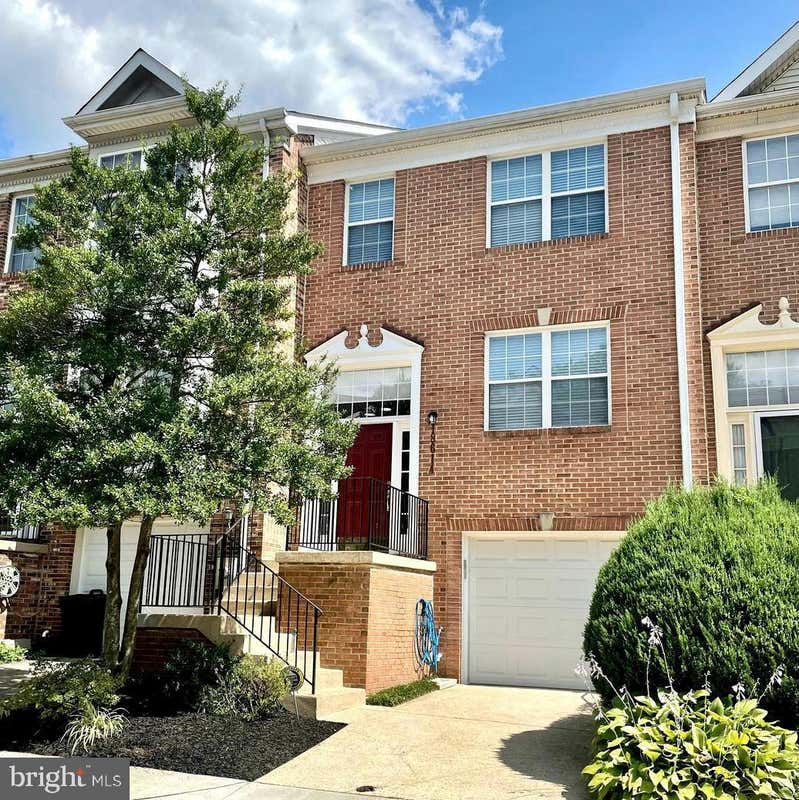 18614 CARRIAGE WALK CIR, GAITHERSBURG, MD 20879, photo 1 of 38