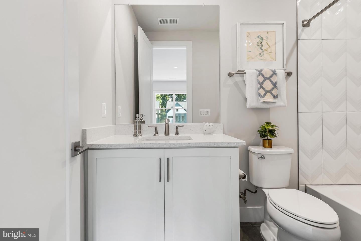 Bethesda, Maryland, 20817, United States, 5 Bedrooms Bedrooms, ,5 BathroomsBathrooms,Residential,Active,1880183