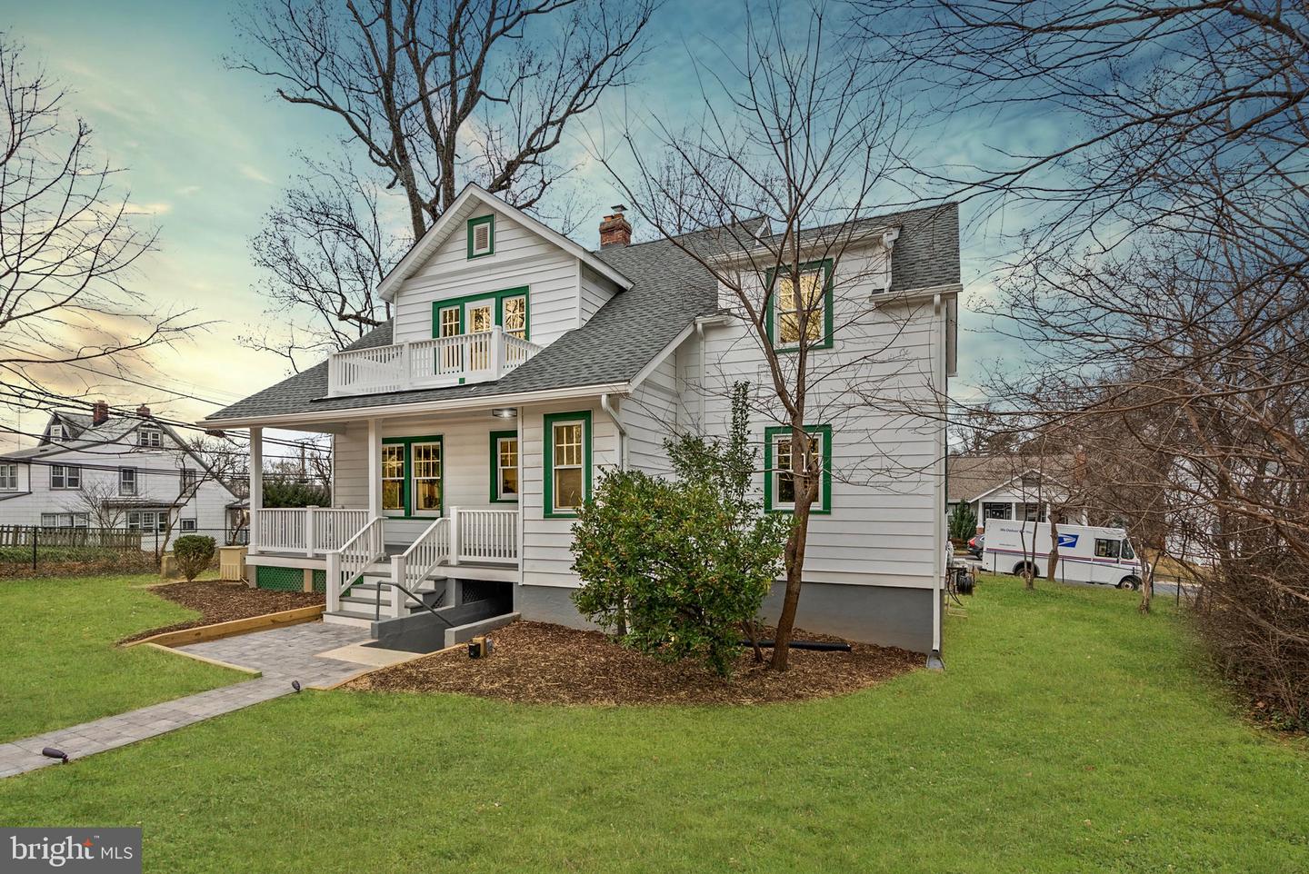 Silver Spring, Maryland, 20910, United States, 4 Bedrooms Bedrooms, ,4 BathroomsBathrooms,Residential,Active,2012220