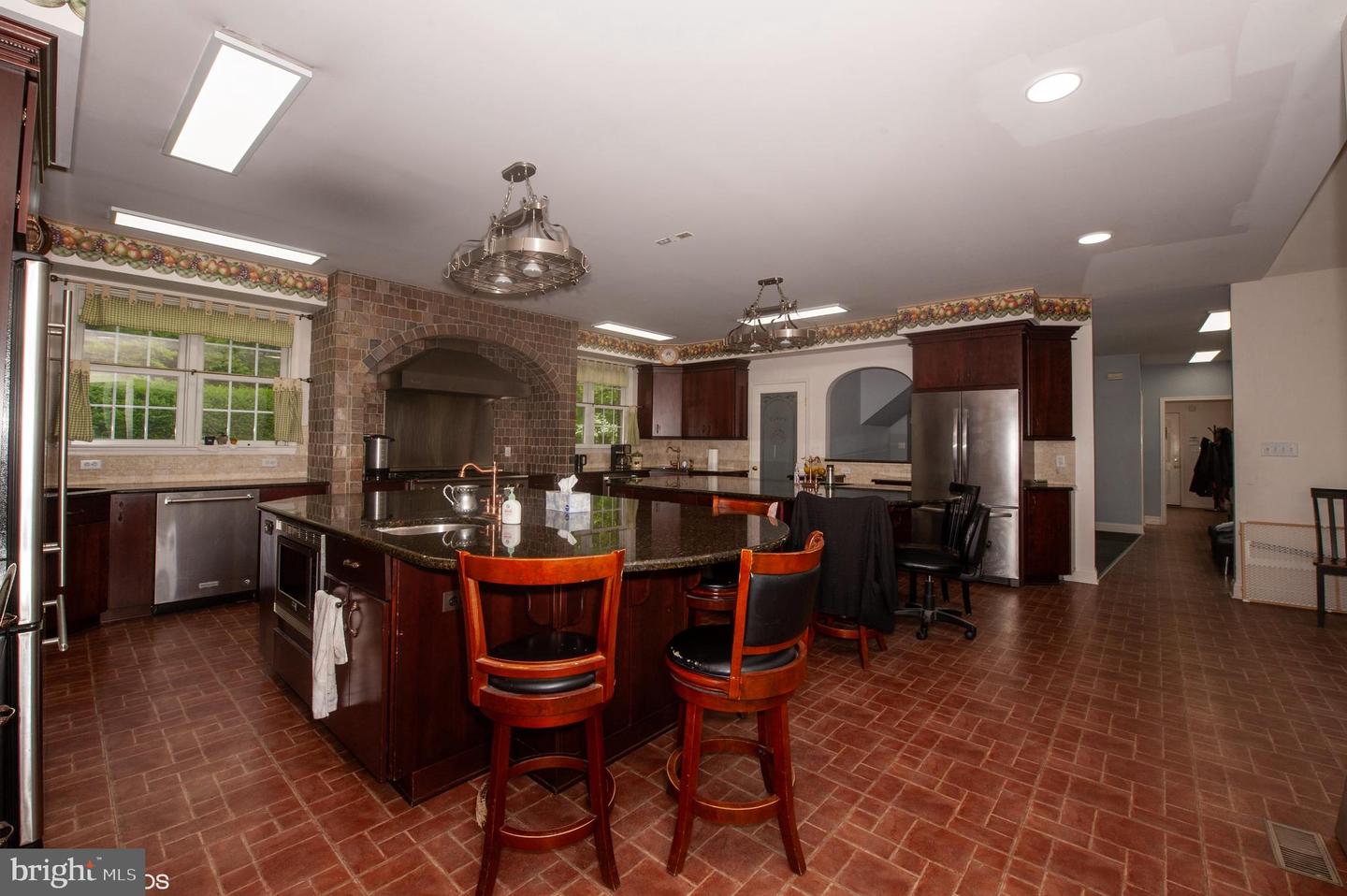 Pikesville, Maryland, 21208, United States, ,6 BathroomsBathrooms,Residential,Pending,1702885