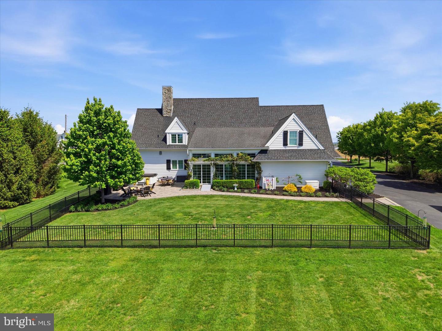 Lititz, Pennsylvania, 17543, United States, 4 Bedrooms Bedrooms, ,3 BathroomsBathrooms,Residential,Pending,2045746